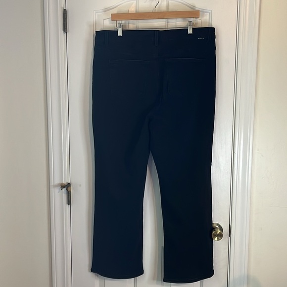 Risen Jeans | Yasmin Relaxed Wide Leg Distressed Denim Plus Size 3XL in Black - Picture 9 of 13